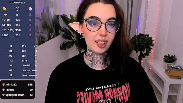 Snapshot of Dixi_Pixi_ chatting on January 2025 11:39:02 AM Dixi Pixi online show from January 2025 11:39:02 AM