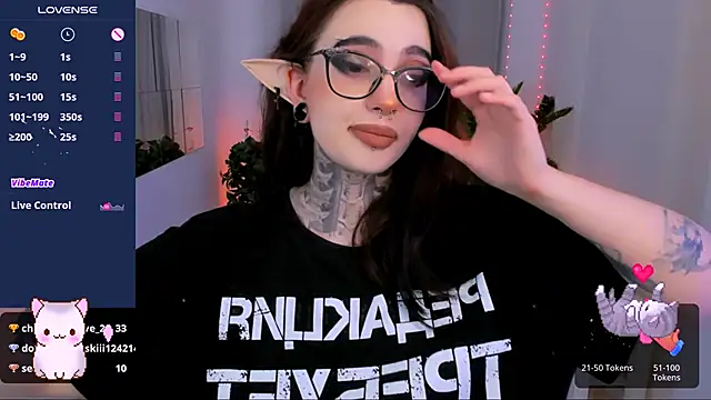 Snapshot of Dixi_Pixi_ chatting on February 2025 08:44:01 AM Dixi Pixi online show from February 2025 08:44:01 AM