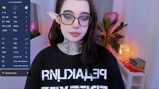 Snapshot of Dixi_Pixi_ chatting on February 2025 05:48:02 AM Dixi Pixi online show from February 2025 05:48:02 AM