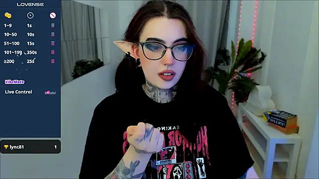 Snapshot of Dixi_Pixi_ chatting on February 2025 08:50:02 AM Dixi Pixi online show from February 2025 08:50:02 AM