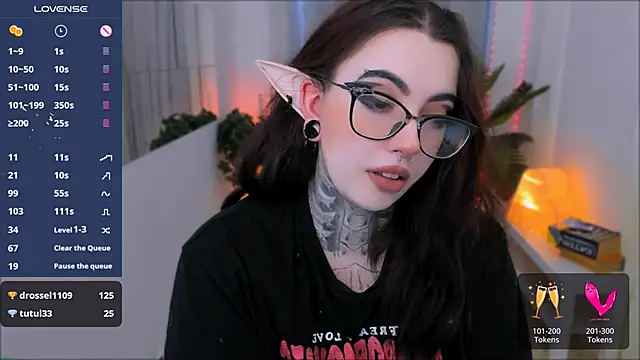 Snapshot of Dixi_Pixi_ chatting on February 2025 08:49:02 AM Dixi Pixi online show from February 2025 08:49:02 AM