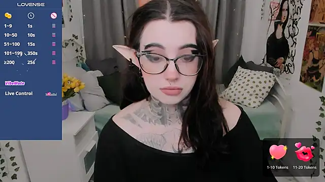 Snapshot of Dixi_Pixi_ chatting on March 2025 07:26:01 AM Dixi Pixi online show from March 2025 07:26:01 AM