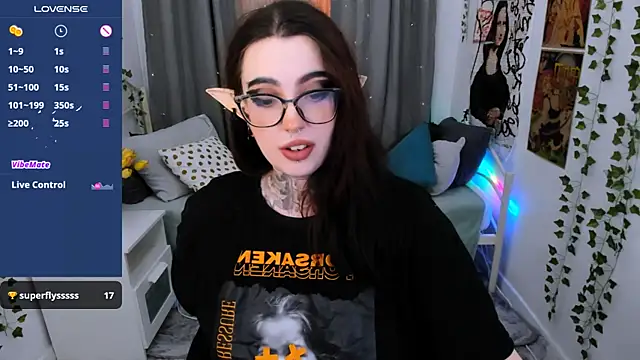 Snapshot of Dixi_Pixi_ chatting on March 2025 08:51:01 AM Dixi Pixi online show from March 2025 08:51:01 AM