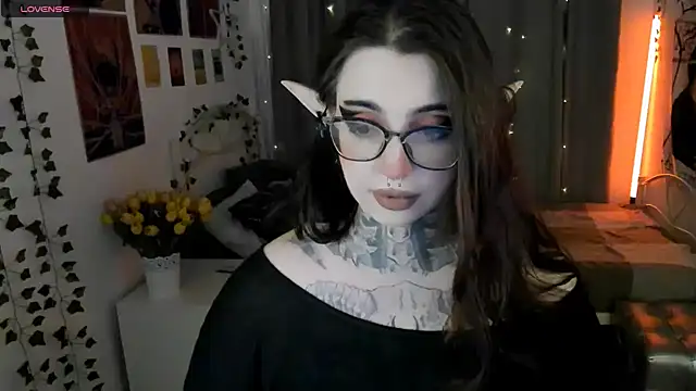 Snapshot of Dixi_Pixi_ chatting on September 2025 05:46:01 AM Dixi Pixi online show from September 2025 05:46:01 AM