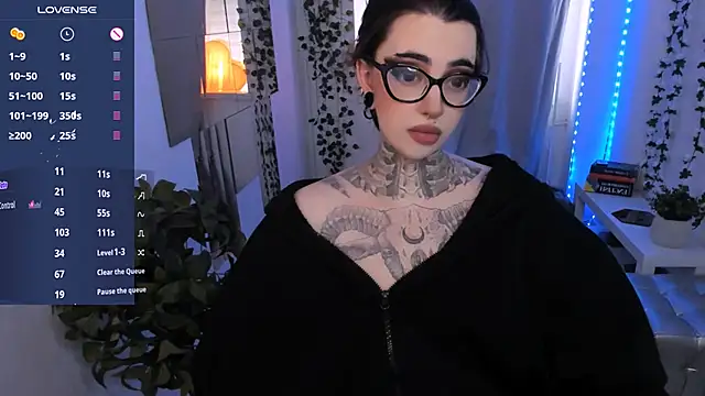 Dixi Pixi  online show from June 2026 06:56:02 AM
