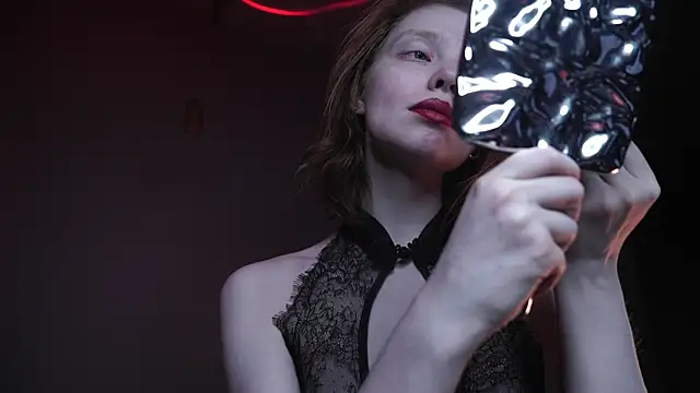 ginger hugs online show from November 2025 10:09:02 PM