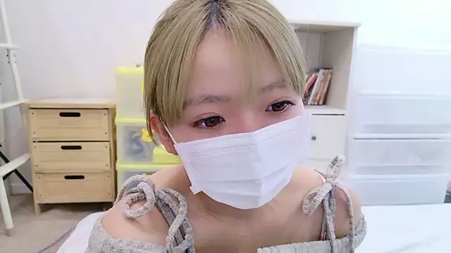 Snapshot of neruneruru chatting on December 2025 09:59:02 AM neruneruru online show from December 2025 09:59:02 AM