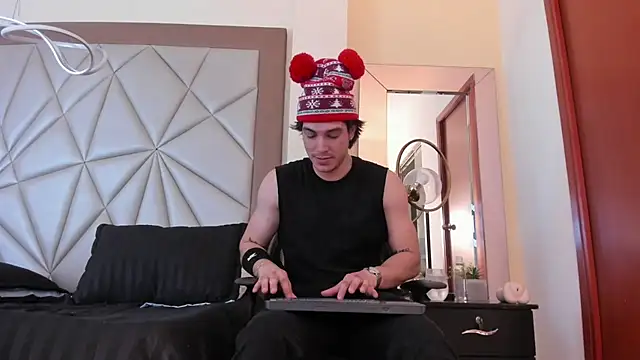 Karimferrer online show from December 2024 03:36:02 AM