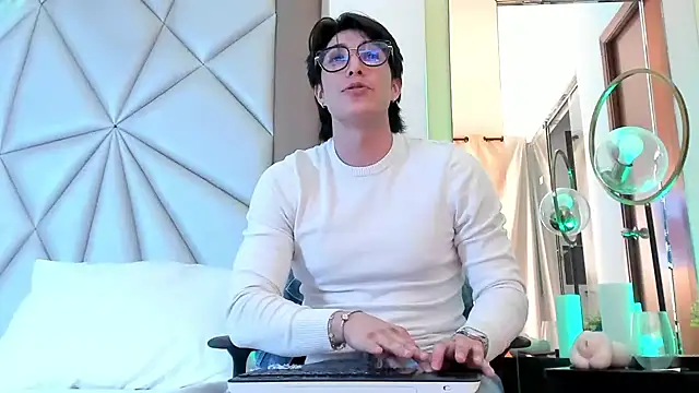 Karimferrer online show from December 2024 07:29:01 AM