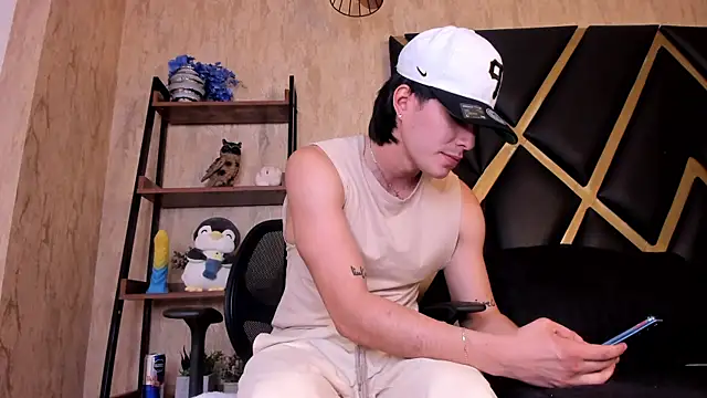 Karimferrer online show from April 2026 03:34:01 AM