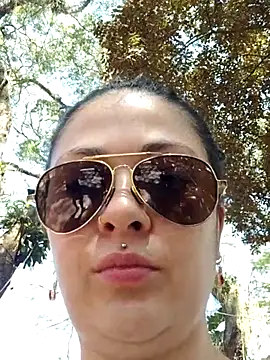 LisbethMoore  online show from January 2026 06:55:01 PM