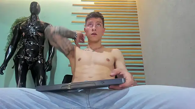 french sexx online show from March 2025 07:32:02 PM