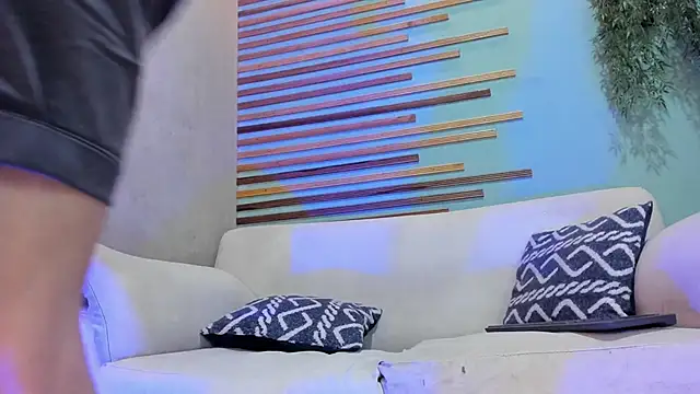 Snapshot of french_sexx chatting on February 2026 07:10:01 PM french sexx online show from February 2026 07:10:01 PM