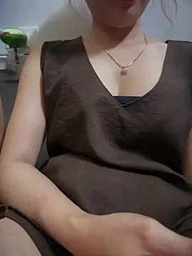 Baby-sexytit99 online show from May 2026 04:47:01 PM