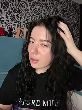 Snapshot of Kimi_Ass chatting on December 2024 01:39:02 PM Kimi Ass online show from December 2024 01:39:02 PM