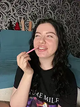 Snapshot of Kimi_Ass chatting on February 2025 07:49:01 PM Kimi Ass online show from February 2025 07:49:01 PM