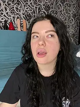 Snapshot of Kimi_Ass chatting on February 2025 11:32:02 PM Kimi Ass online show from February 2025 11:32:02 PM