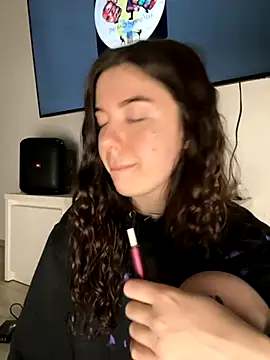 Snapshot of Kimi_Ass chatting on October 2025 02:06:02 AM Kimi Ass online show from October 2025 02:06:02 AM