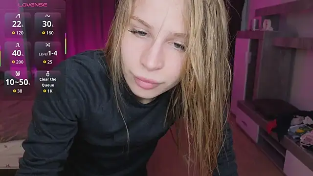 Snapshot of Elis_Fox chatting on April 2026 11:07:02 AM Elis Fox online show from April 2026 11:07:02 AM