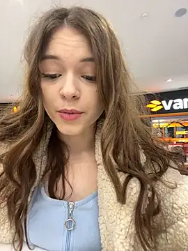 Snapshot of Times__Square chatting on December 2024 07:14:01 AM Times Square online show from December 2024 07:14:01 AM