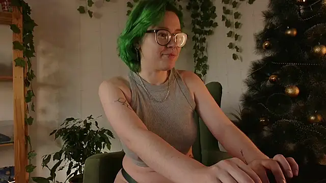 alisahug online show from December 2024 04:59:02 AM