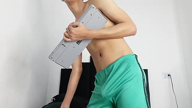 MarcoAlexLatino online show from March 2025 05:33:02 AM