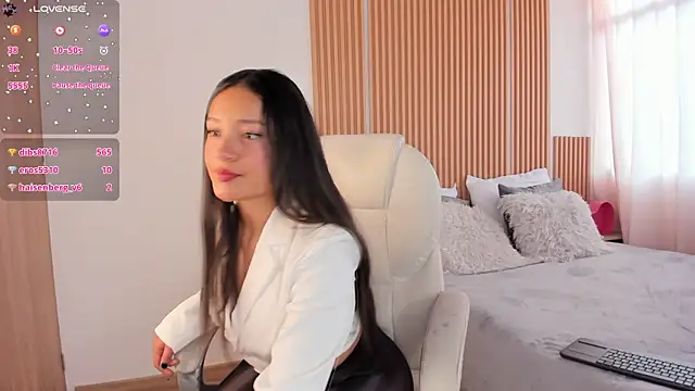 Snapshot of Harlyxu chatting on February 2025 09:39:01 PM Harlyxu online show from February 2025 09:39:01 PM