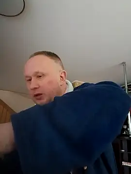 Snapshot of dikas45xxx chatting on February 2025 05:55:02 AM dikas45xxx online show from February 2025 05:55:02 AM