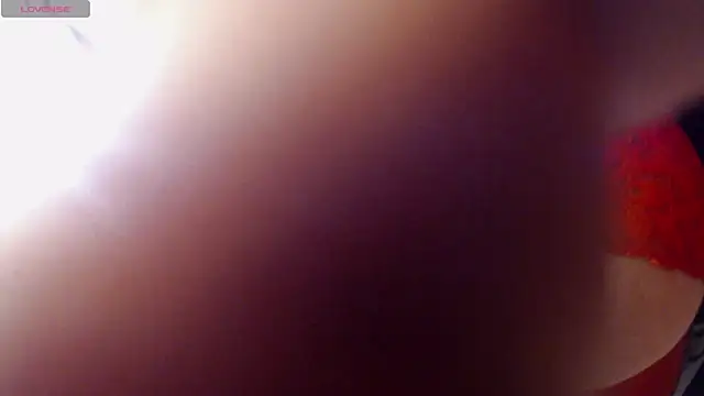 Snapshot of LiaTaylorr chatting on April 2026 05:19:02 PM LiaTaylorr online show from April 2026 05:19:02 PM