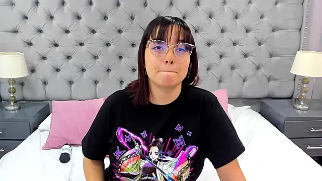 SamantaG online show from January 2025 04:21:01 PM