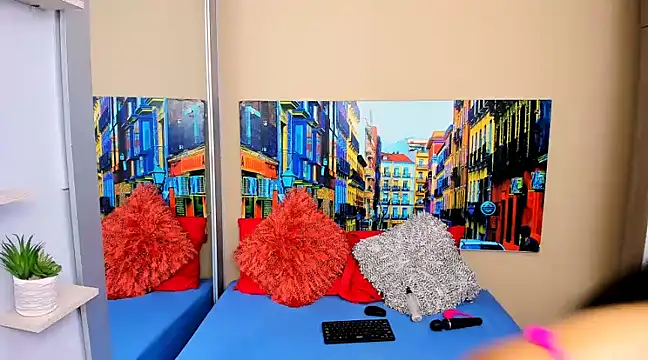 CristalLoren online show from March 2025 11:42:02 AM