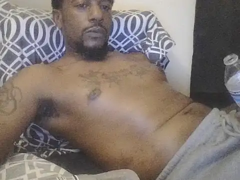 Snapshot of DreamvilleINC chatting on September 2025 07:42:01 AM DreamvilleINC online show from September 2025 07:42:01 AM