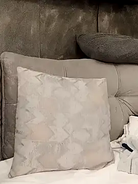 Snapshot of IsisBlake chatting on January 2025 02:47:01 AM IsisBlake online show from January 2025 02:47:01 AM