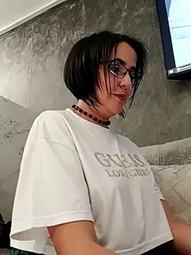 Snapshot of IsisBlake chatting on January 2025 05:17:01 PM IsisBlake online show from January 2025 05:17:01 PM