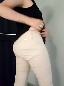 Snapshot of IsisBlake chatting on February 2025 11:24:01 PM IsisBlake online show from February 2025 11:24:01 PM