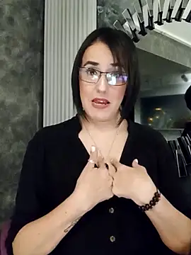 Snapshot of IsisBlake chatting on February 2025 07:38:01 PM IsisBlake online show from February 2025 07:38:01 PM