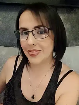 Snapshot of IsisBlake chatting on March 2025 03:07:02 PM IsisBlake online show from March 2025 03:07:02 PM