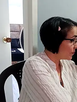 Snapshot of IsisBlake chatting on March 2025 06:43:02 PM IsisBlake online show from March 2025 06:43:02 PM