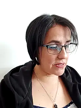 Snapshot of IsisBlake chatting on March 2025 05:42:02 PM IsisBlake online show from March 2025 05:42:02 PM