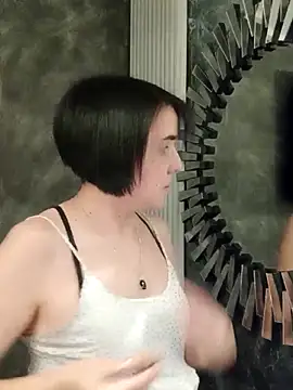 Snapshot of IsisBlake chatting on March 2025 02:29:02 PM IsisBlake online show from March 2025 02:29:02 PM