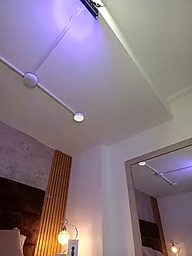 Snapshot of IsisBlake chatting on September 2025 02:11:02 PM IsisBlake online show from September 2025 02:11:02 PM