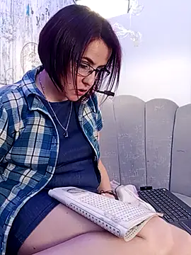 Snapshot of IsisBlake chatting on November 2025 10:38:02 AM IsisBlake online show from November 2025 10:38:02 AM