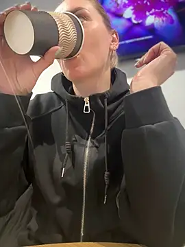 Crazy-Rosa online show from February 2025 08:20:01 AM