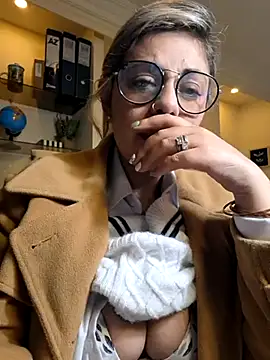 Cata Office-12 online show from February 2025 09:43:01 PM