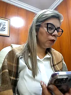 Cata Office-12 online show from September 2025 08:35:02 PM