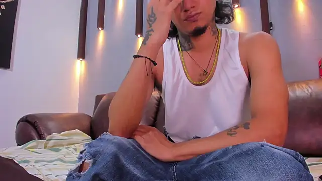  cannabitch online show from December 2024 01:22:02 PM