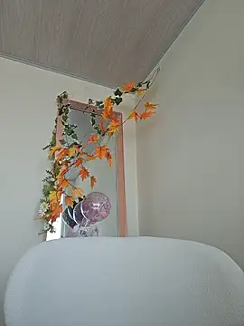 valery mora online show from April 2026 07:07:02 PM