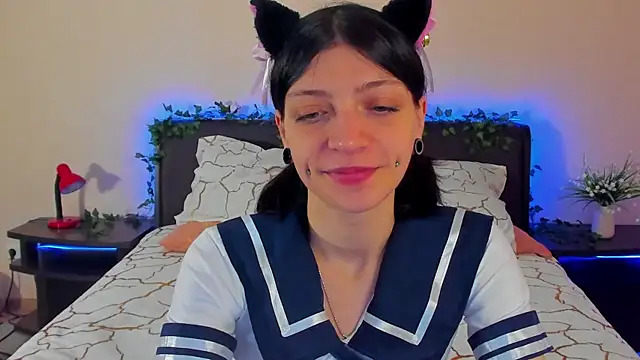 Snapshot of Lolly_Haze chatting on December 2024 05:43:01 AM Lolly Haze online show from December 2024 05:43:01 AM