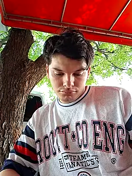  Ottis  online show from October 2025 07:36:02 PM