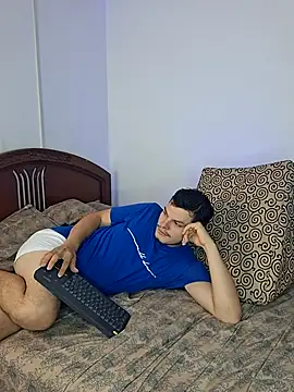  Ottis  online show from March 2026 07:24:02 PM